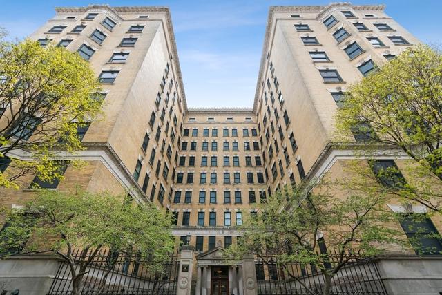 559 W Surf St. #205, Chicago, IL 60657