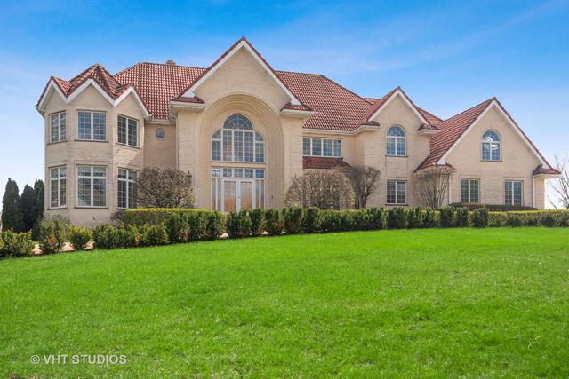 36 Forest Ln., South Barrington, IL 60010