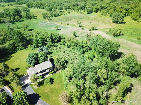 39W881 Barnside Ct., St. Charles, IL 60175