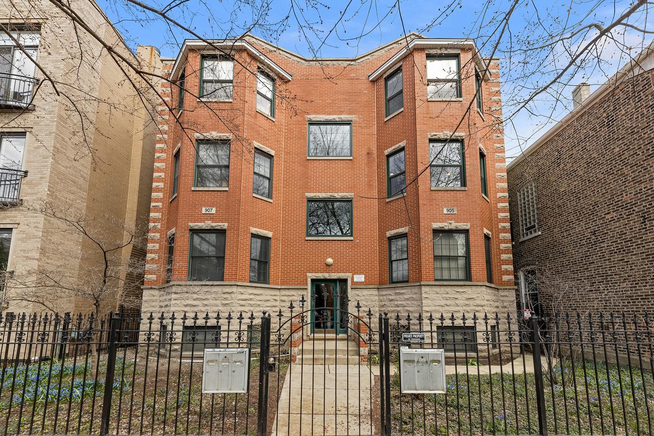 905 N Wood St. #2S, Chicago, IL 60622