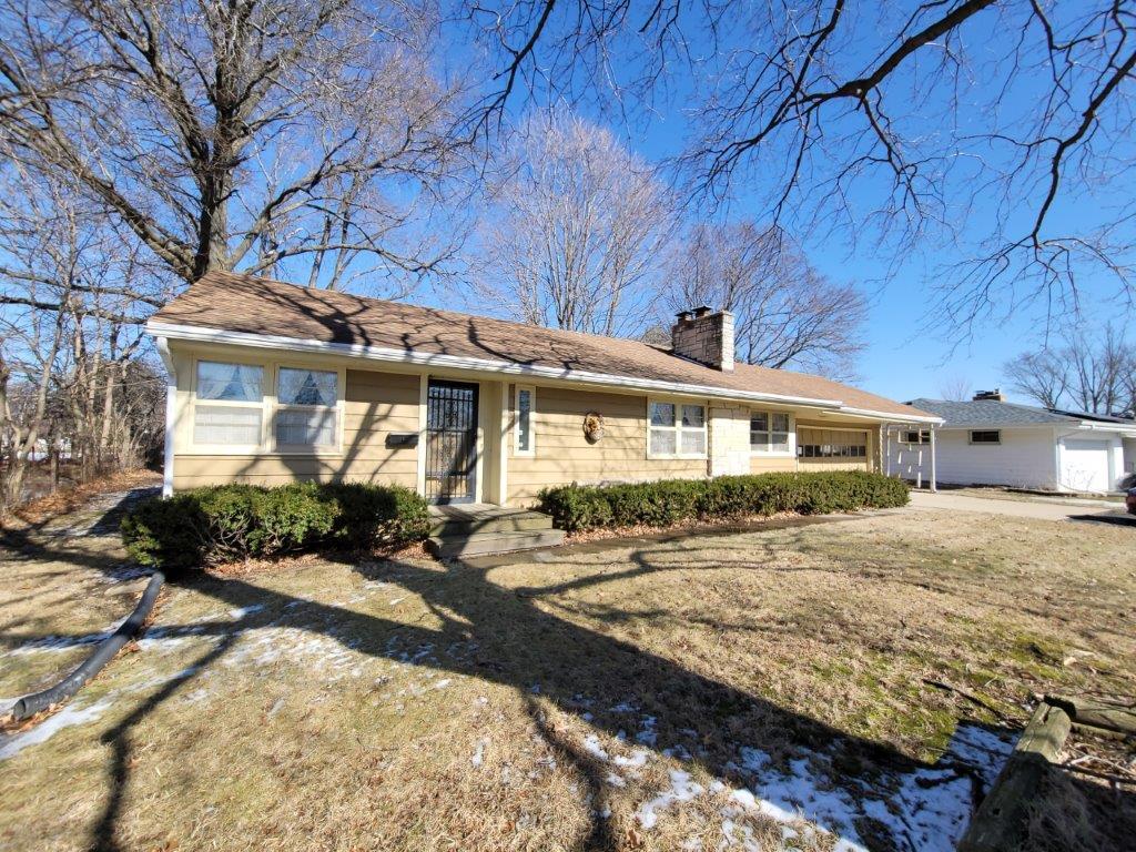 1453 Bolkinwood Dr., Freeport, IL 61032