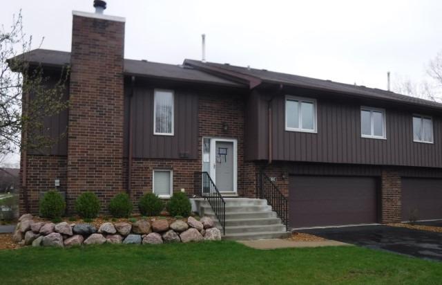 8943 Riviera Pkwy., Orland Park, IL 60462