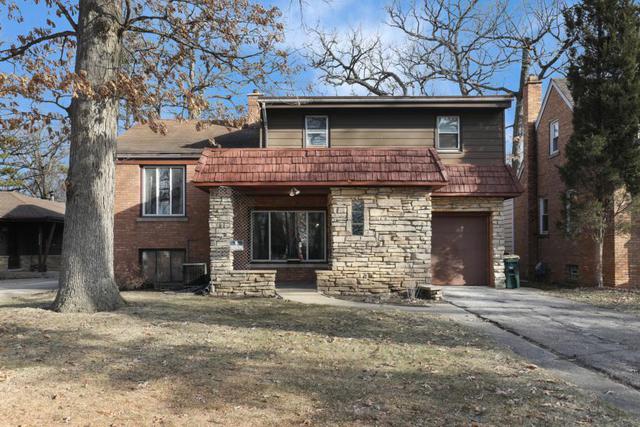 2200 W Crescent Ave., Park Ridge, IL 60068