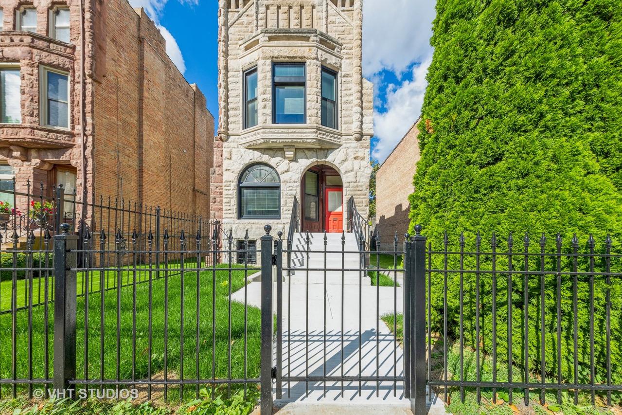 4432 S Berkeley Ave., Chicago, IL 60653