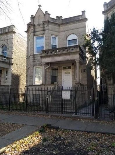 3831 W Monroe St., Chicago, IL 60624