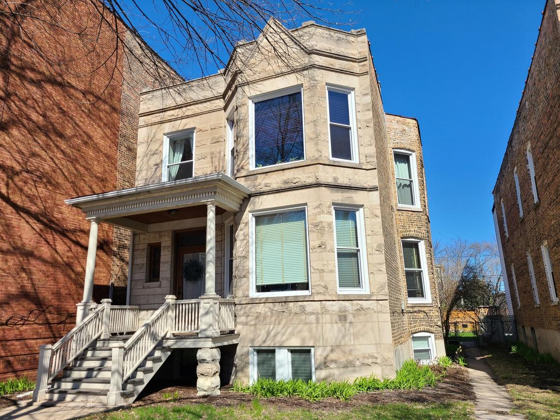 2653 N Saint Louis Ave., Chicago, IL 60647