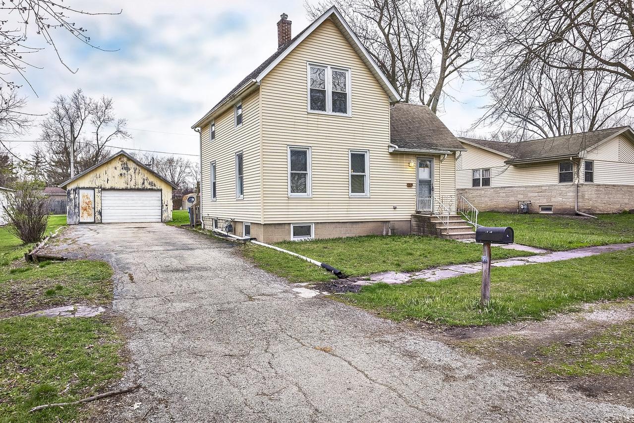 309 E Elk St., Odell, IL 60460