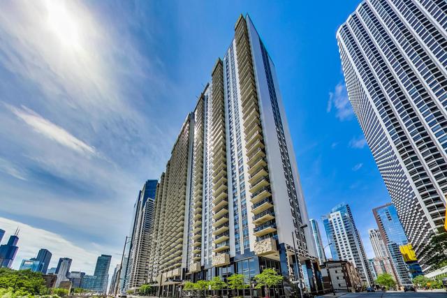 400 E Randolph St. #3808, Chicago, IL 60601