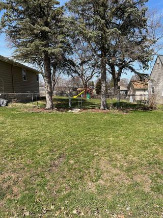 414 Glenwood Dr., Round Lake Beach, IL 60073