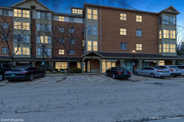 100 N Bokelman St. #227, Roselle, IL 60172