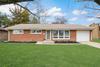 205 Briar Ln., North Aurora, IL 60542