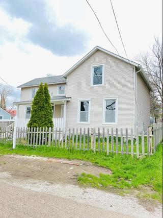 412 Reising St., Aurora, IL 60505