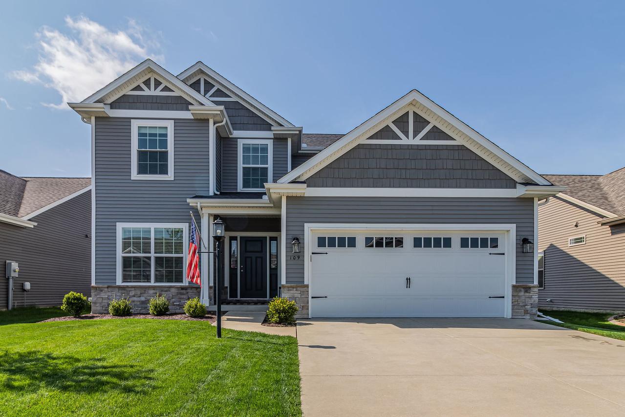 109 Cattail Ave., Savoy, IL 61874