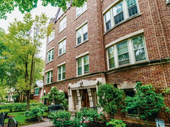 336 S Maple Ave. #3A, Oak Park, IL 60302