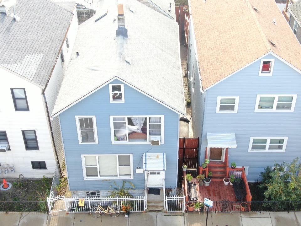 1015 W 20th Pl., Chicago, IL 60608