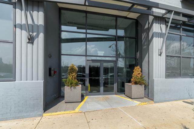 1224 W Van Buren St. #605, Chicago, IL 60607
