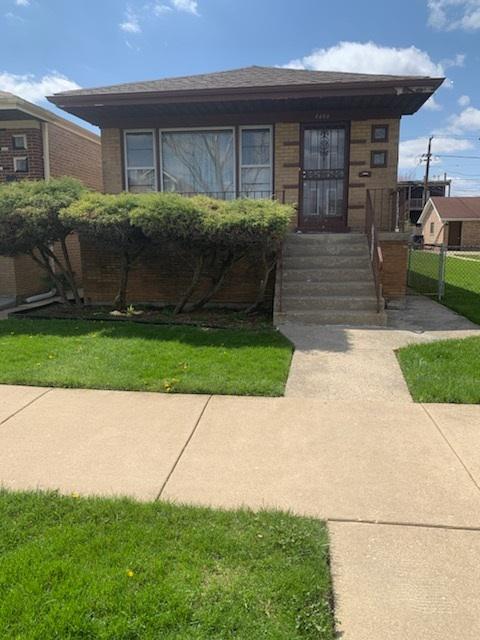 8404 S Elizabeth St., Chicago, IL 60620