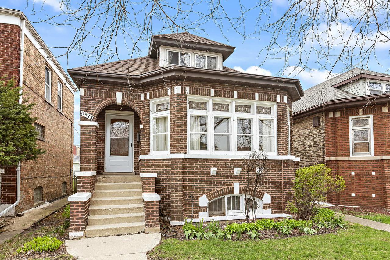 8325 S Perry Ave., Chicago, IL 60620