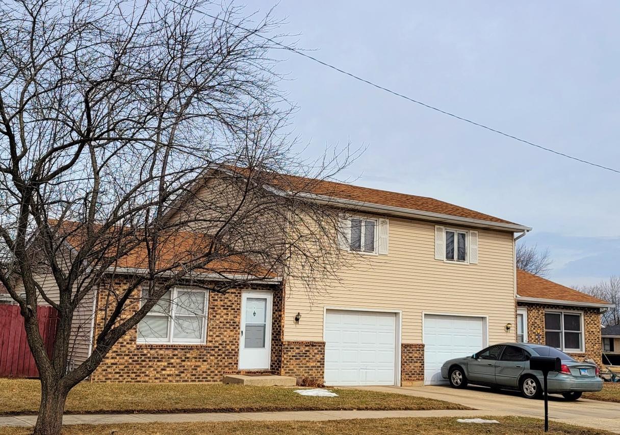 2800 Brookside Ave., Waukegan, IL 60085