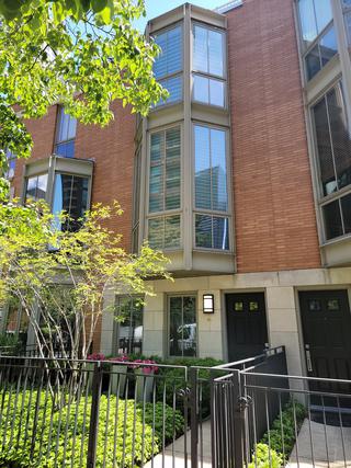 441 N Mcclurg Ct., Chicago, IL 60611