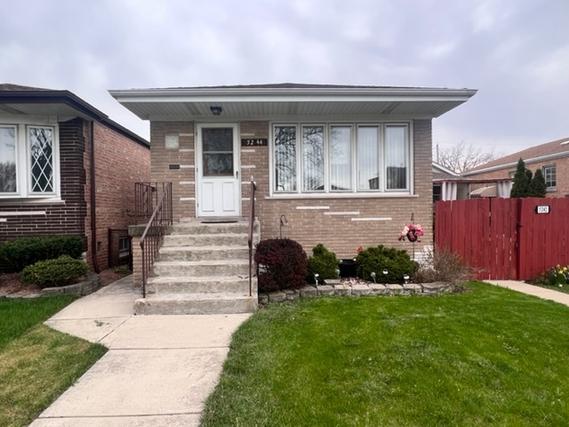 5244 S Moody Ave., Chicago, IL 60638