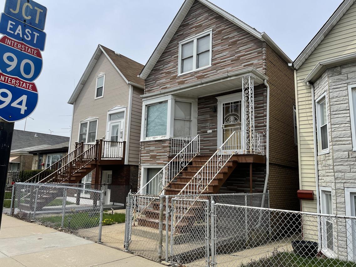 3104 N Sacramento Ave., Chicago, IL 60618