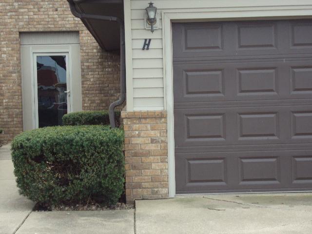 709 H Broadmeadow Rd. #H, Rantoul, IL 61866