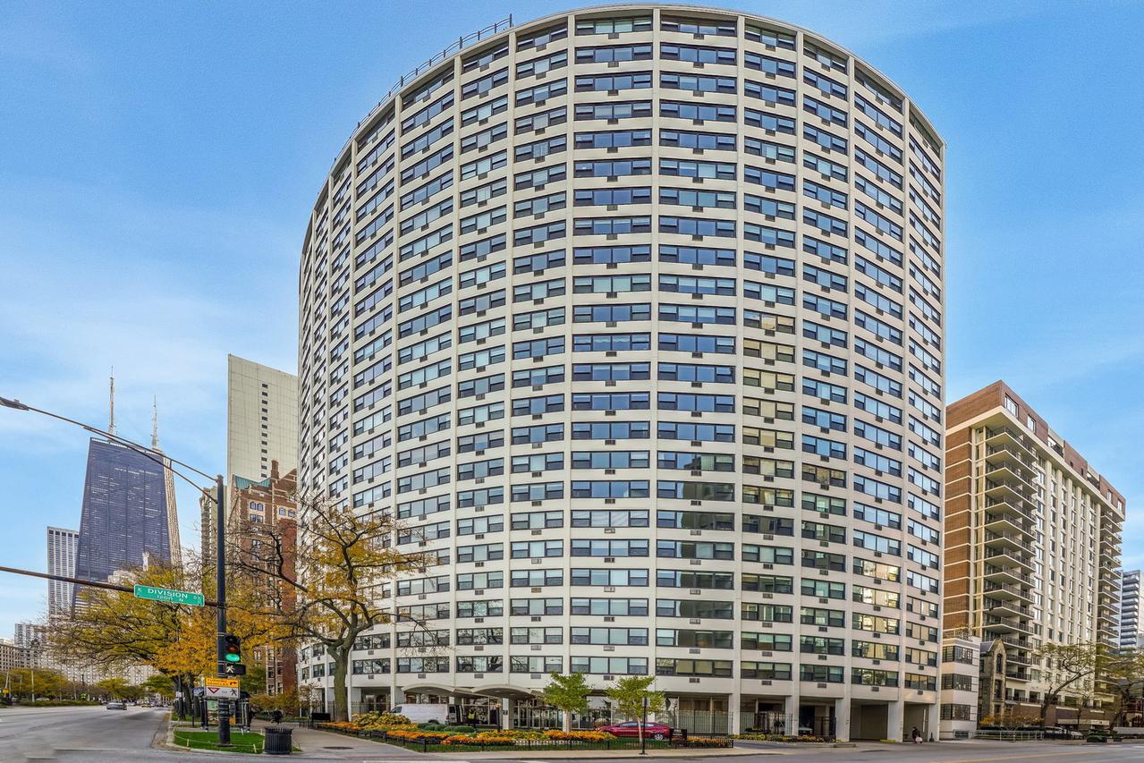 1150 N Lake Shore Dr. #4H, Chicago, IL 60611