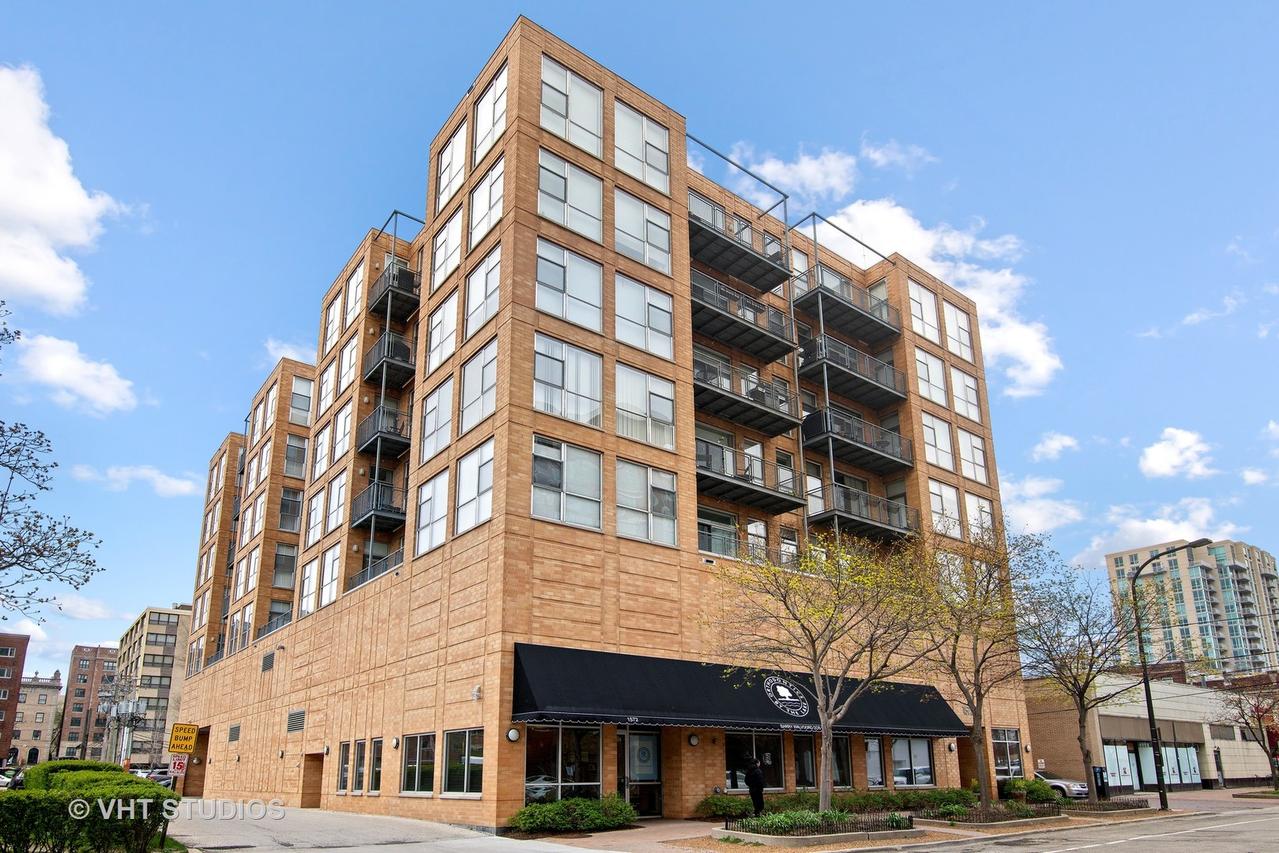 1572 Maple Ave. #704, Evanston, IL 60201