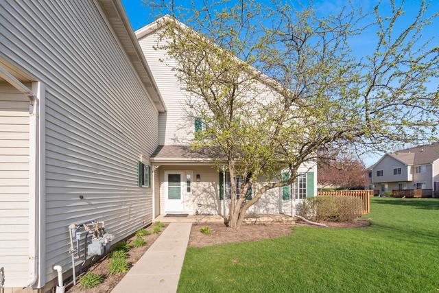 12 W Acorn Ln., Lake In The Hills, IL 60156