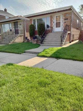 5304 S Mayfield Ave., Chicago, IL 60638
