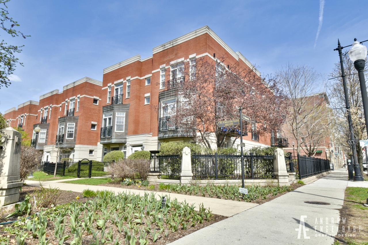 802 W University Ln. #1B, Chicago, IL 60608