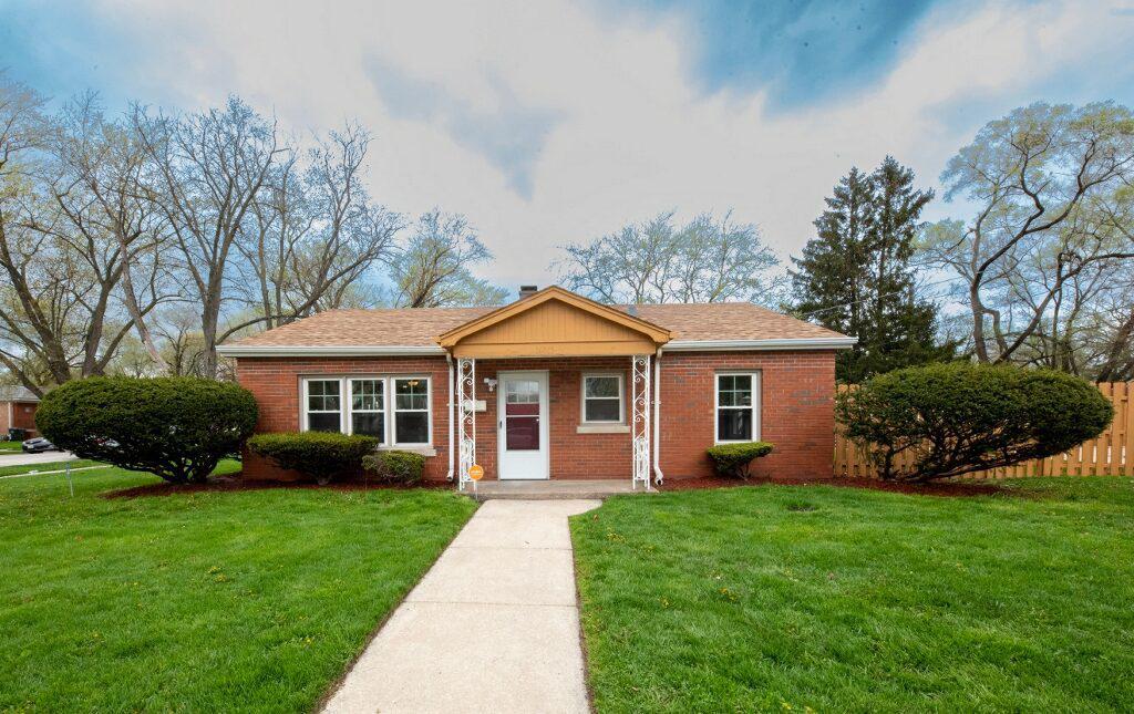 14845 Oak St., Dolton, IL 60419