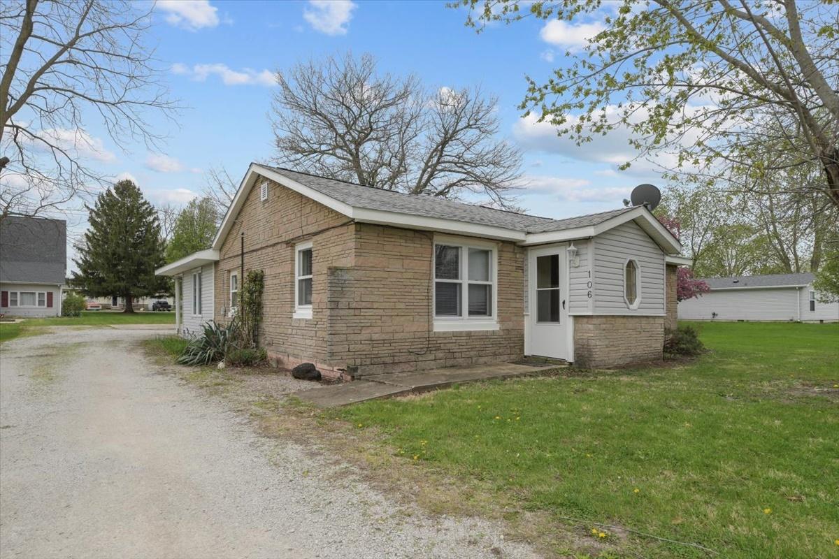 106 E Harrison St., Catlin, IL 61817