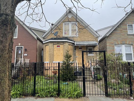 3546 W Beach Ave., Chicago, IL 60651