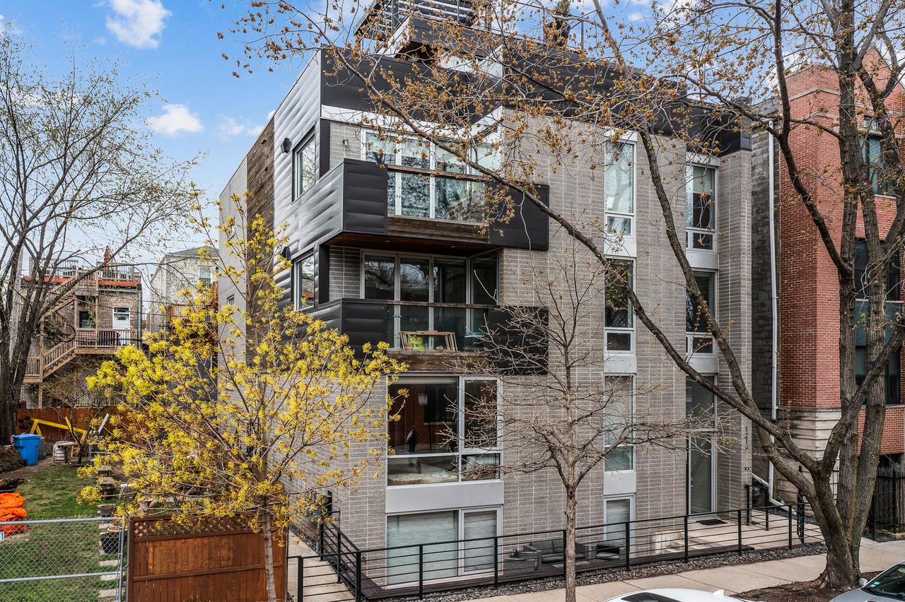 1214 N Wood St. #101, Chicago, IL 60622