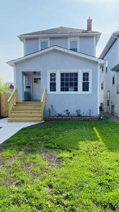 635 S 17th Ave., Maywood, IL 60153