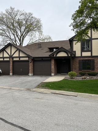 8235 Poplar Ln. #4C, Palos Hills, IL 60465