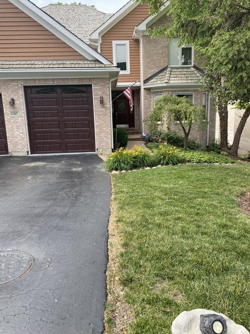 21827 W Riviera Ct., Ivanhoe, IL 60060