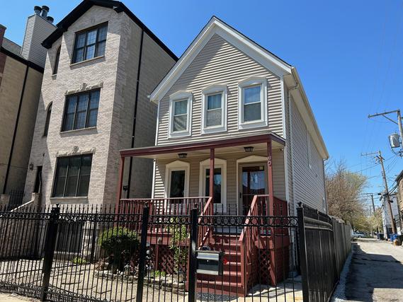 1140 N Mozart St., Chicago, IL 60622