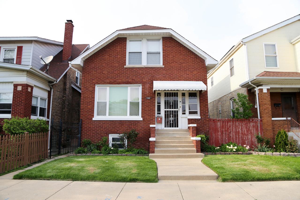 4940 W Deming Pl., Chicago, IL 60639