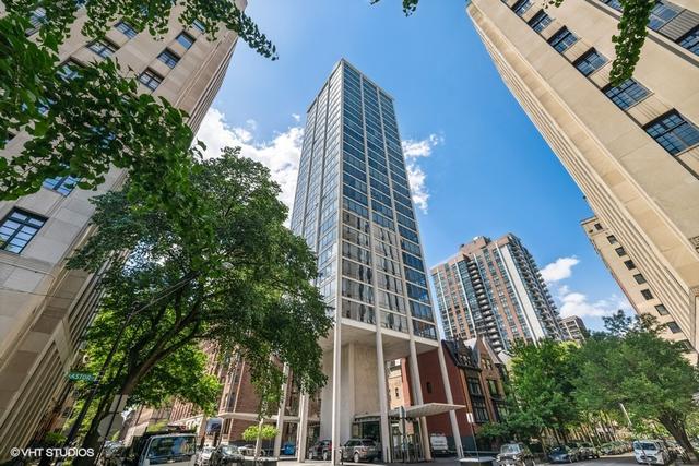 1300 N Astor St. #14A, Chicago, IL 60610