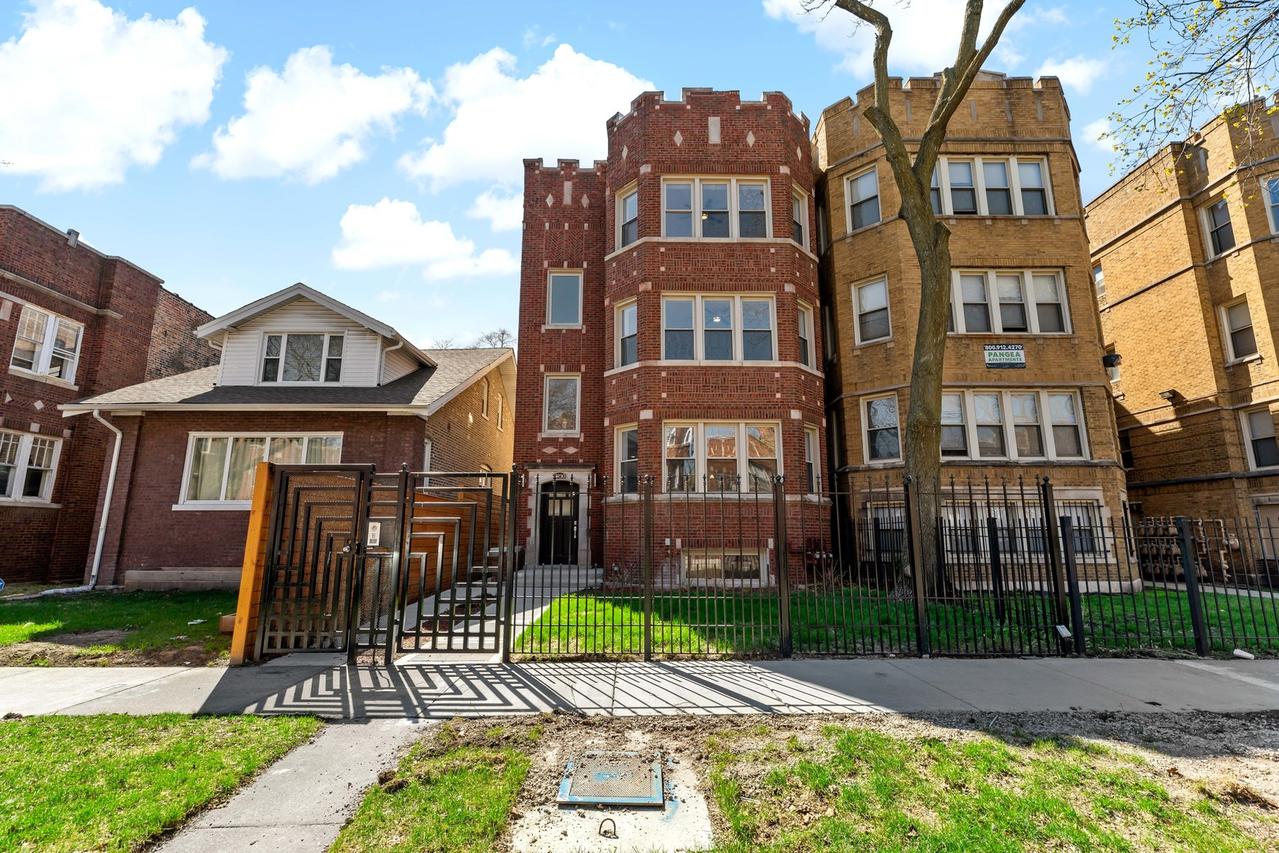 7930 S Vernon Ave., Chicago, IL 60619