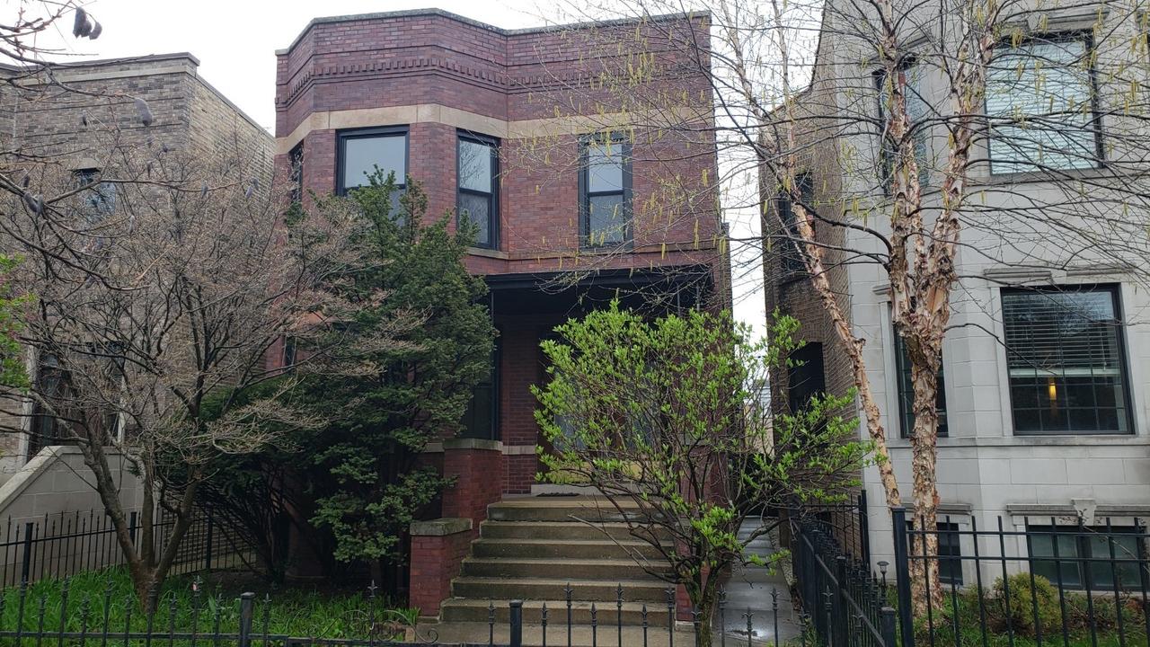 4906 N Winchester Ave., Chicago, IL 60640