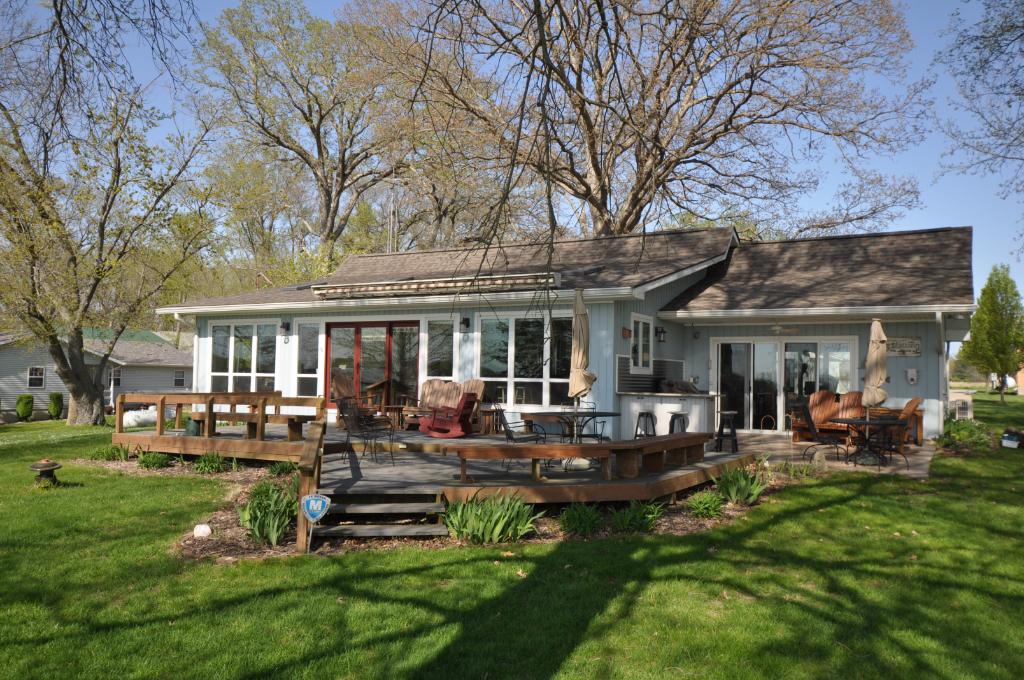 27 Branson Dr., Neoga, IL 62447