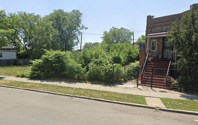 4035 W 5th Ave., Chicago, IL 60624