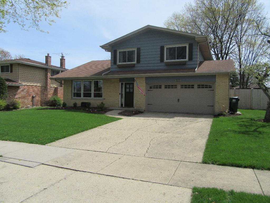 523 E Juniper Dr., Palatine, IL 60074