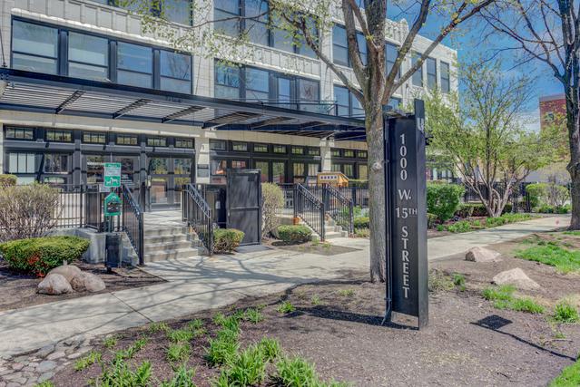 1000 W 15th St. #127, Chicago, IL 60608