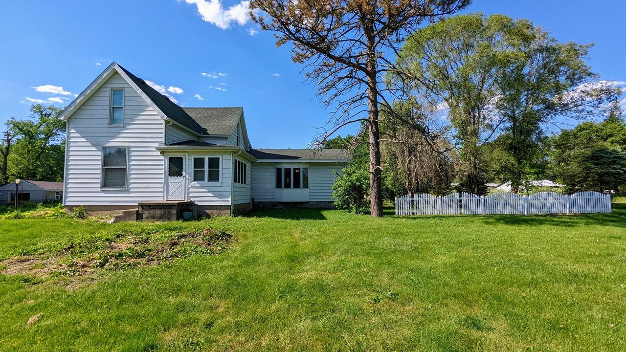 1125 Oakwood Ave., Danville, IL 61832