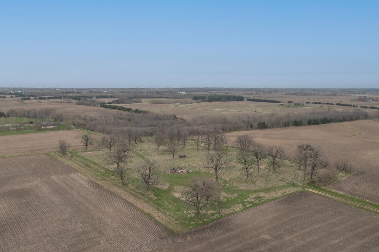 3548 S Paw Paw Rd., Earlville, IL 60518